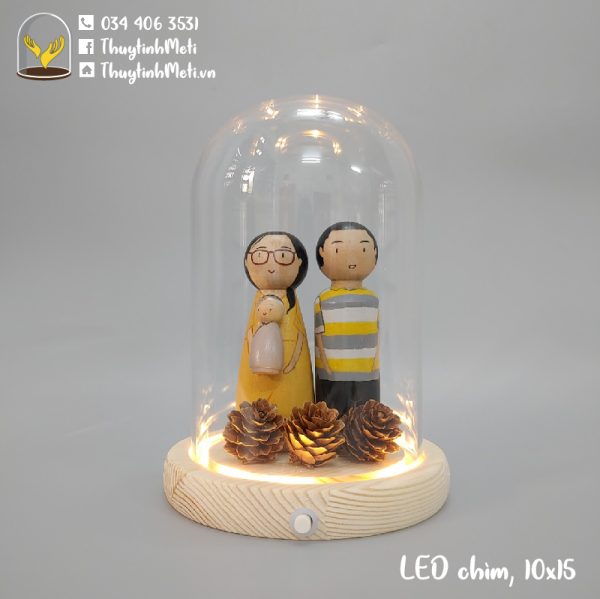 Chụp thủy tinh đế gỗ đèn LED 10x15